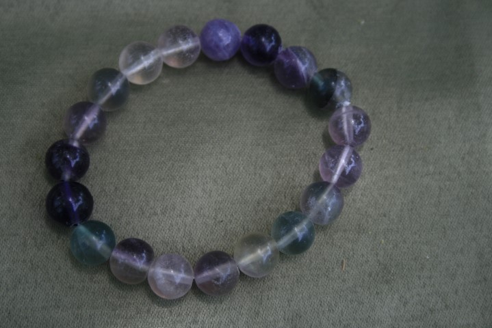 Fluorite Gemstone Bracelet cleansing, improved decision making, mental enhancement, clarity and truth 4379